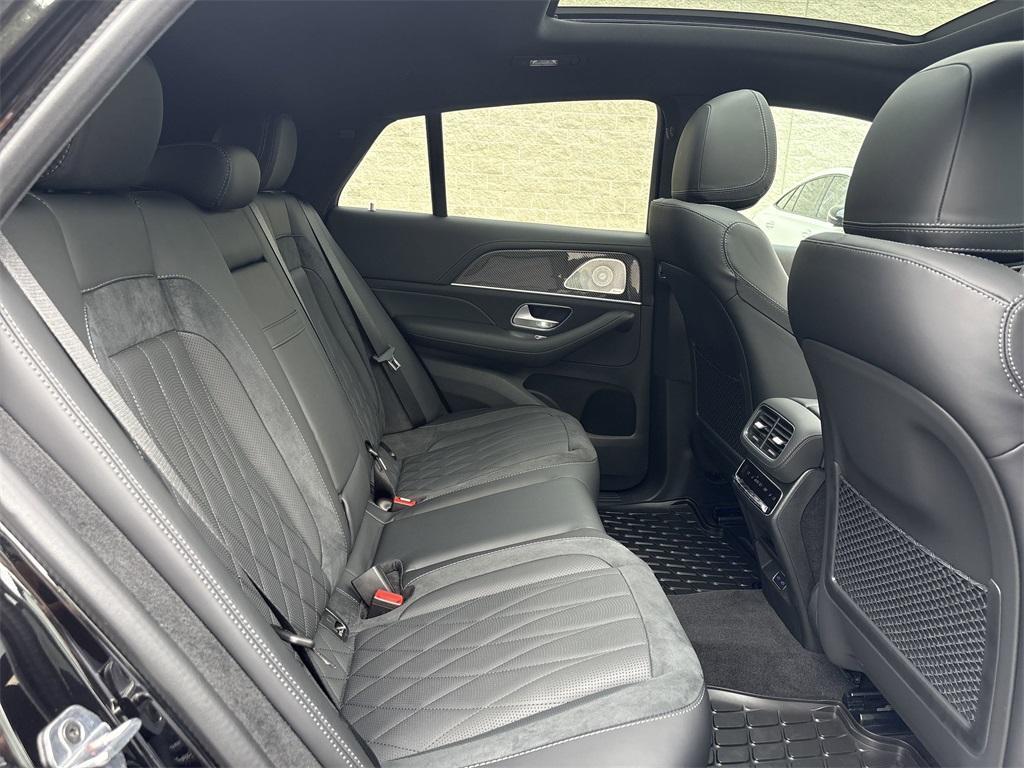 new 2025 Mercedes-Benz AMG GLE 53 car, priced at $108,215