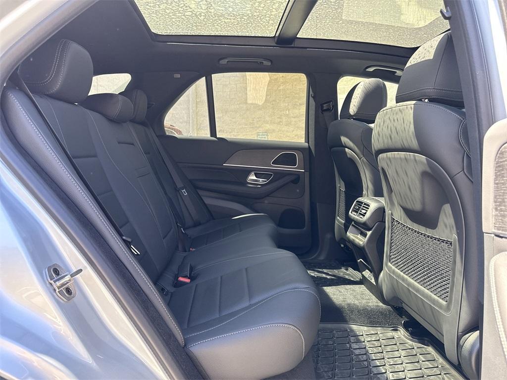 new 2025 Mercedes-Benz GLE 450e car, priced at $77,345