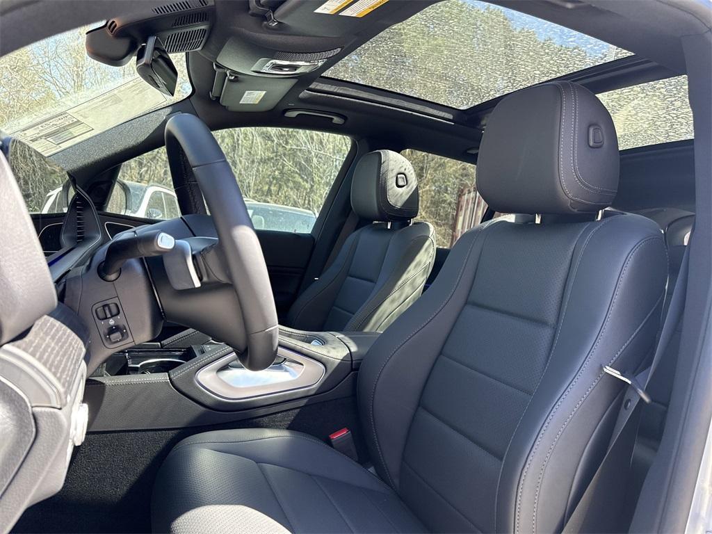 new 2025 Mercedes-Benz GLE 450e car, priced at $77,345