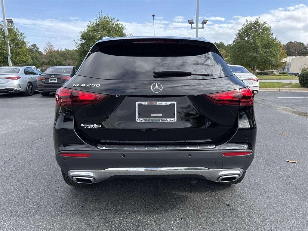 new 2025 Mercedes-Benz GLA 250 car, priced at $44,345