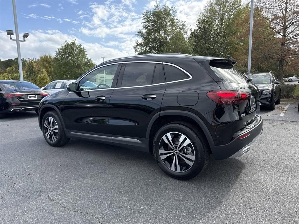 new 2025 Mercedes-Benz GLA 250 car, priced at $44,345