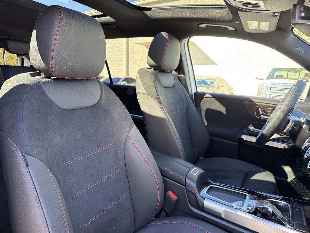 new 2026 Mercedes-Benz GLB 250 car, priced at $57,605