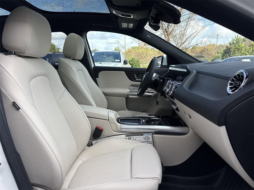 new 2026 Mercedes-Benz GLA 250 car, priced at $46,895