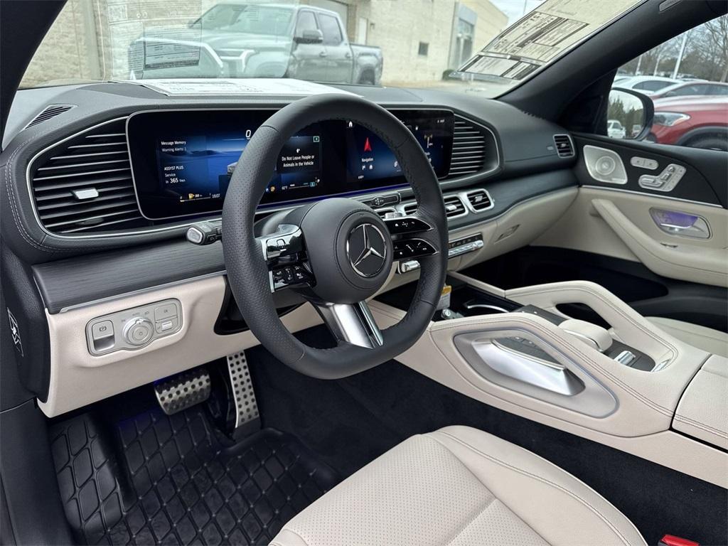 new 2025 Mercedes-Benz GLS 450 car, priced at $97,430