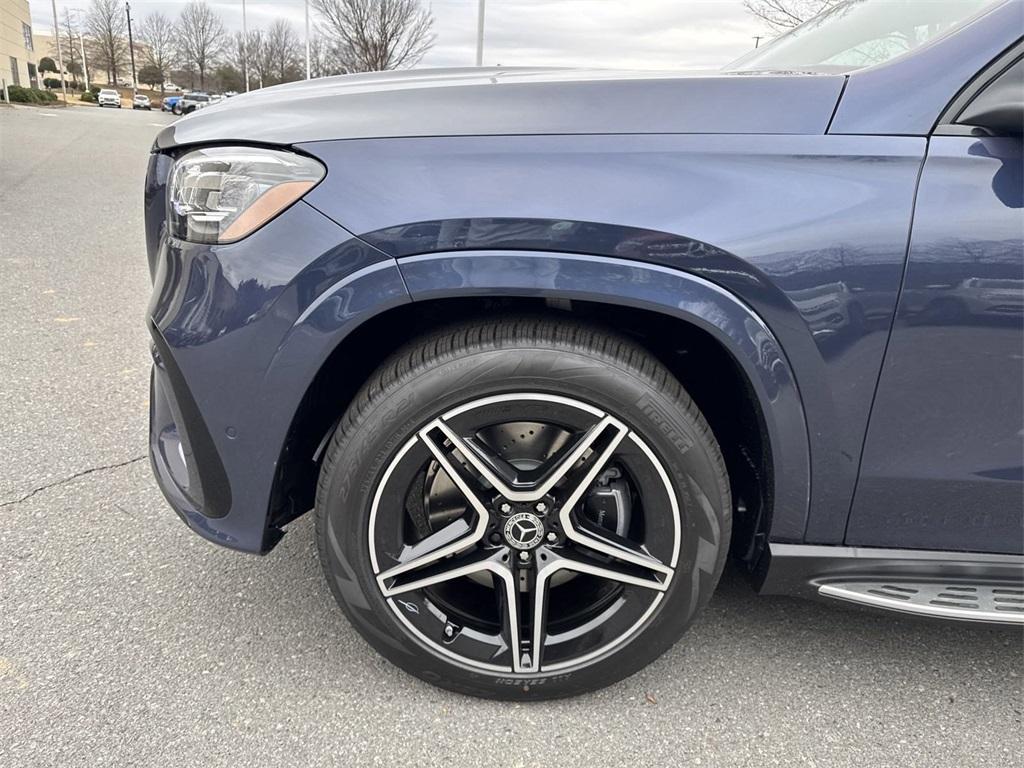 new 2025 Mercedes-Benz GLS 450 car, priced at $97,430