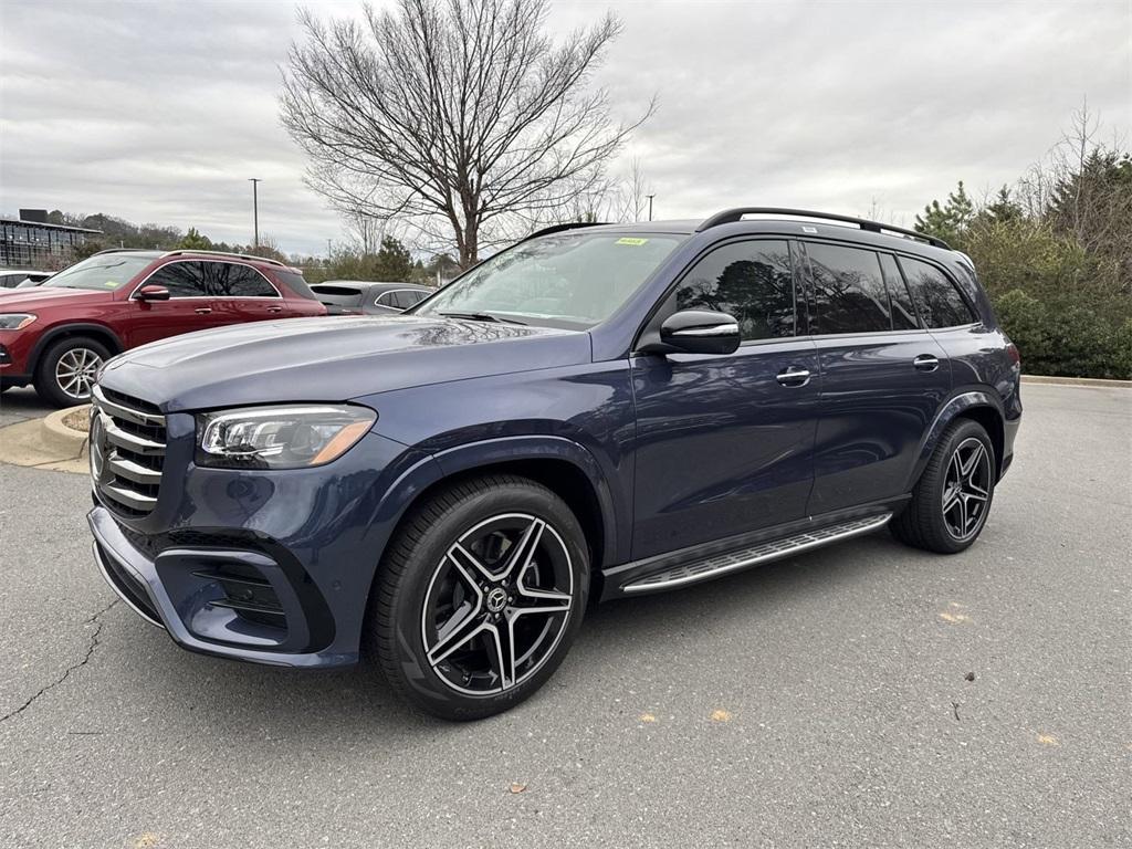 new 2025 Mercedes-Benz GLS 450 car, priced at $97,430