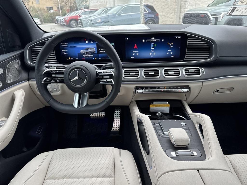 new 2025 Mercedes-Benz GLS 450 car, priced at $97,430