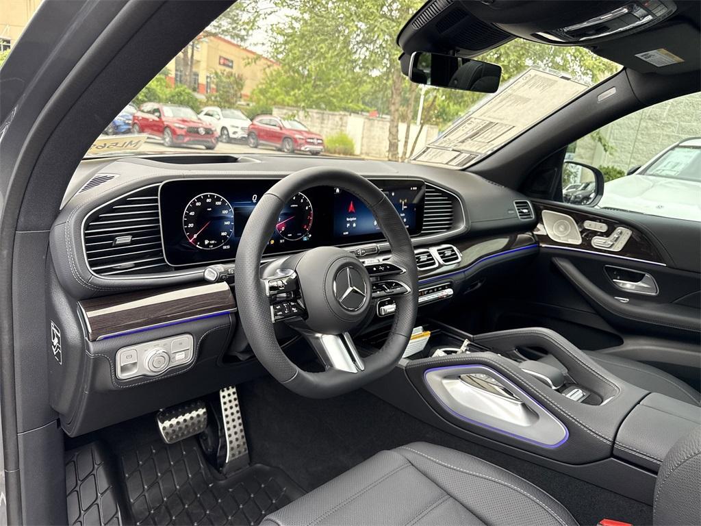 new 2025 Mercedes-Benz GLS 580 car, priced at $122,645