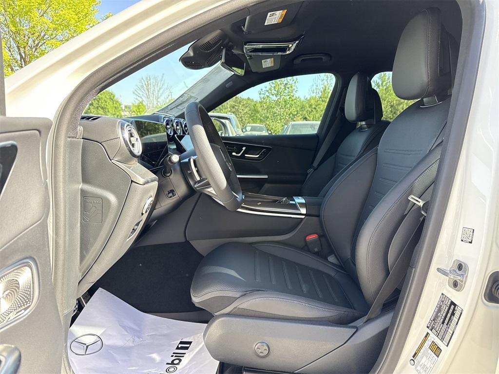 new 2025 Mercedes-Benz GLC 300 car, priced at $61,785