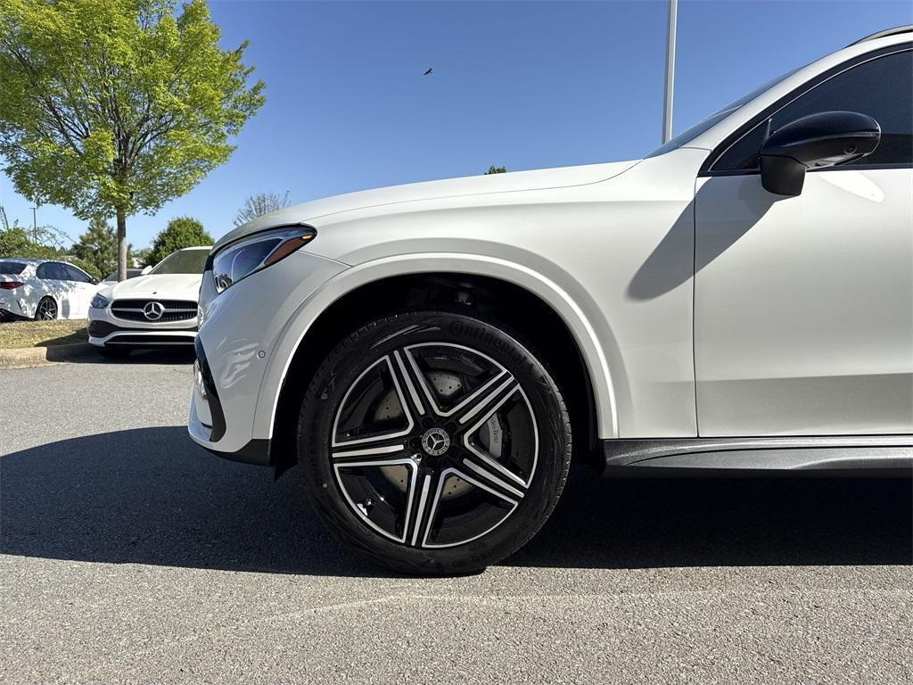 new 2025 Mercedes-Benz GLC 300 car, priced at $61,785