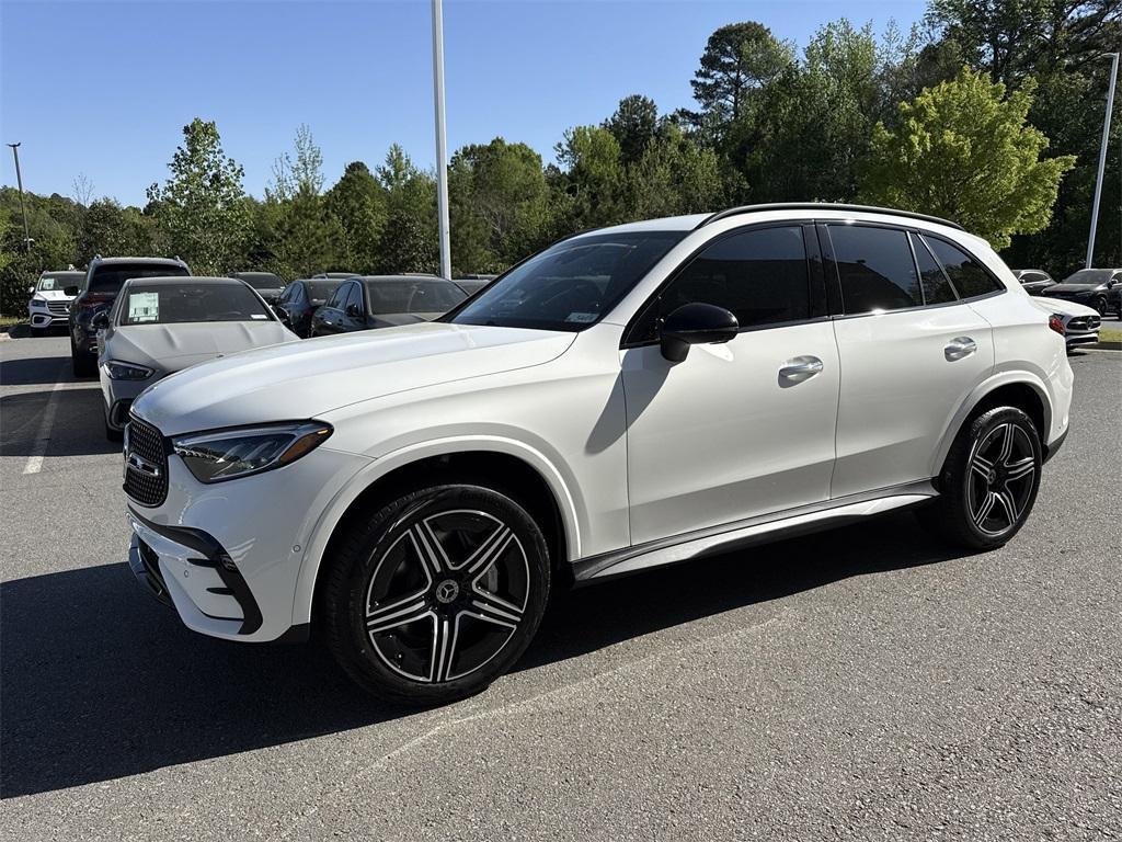new 2025 Mercedes-Benz GLC 300 car, priced at $61,785
