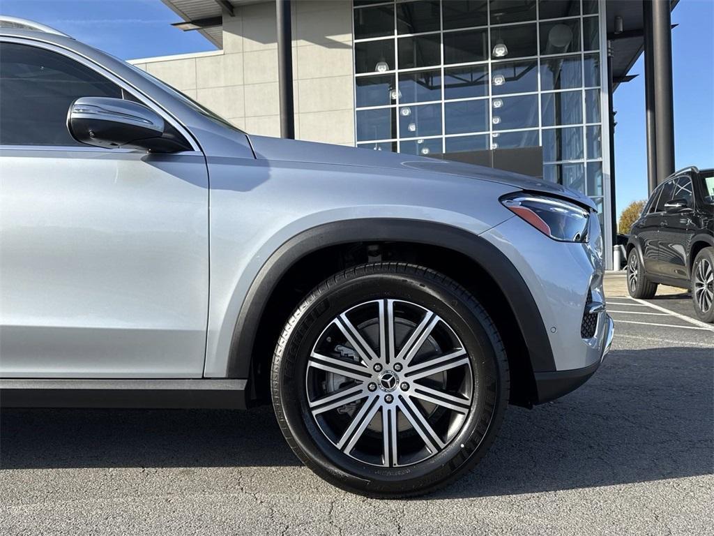 new 2025 Mercedes-Benz GLE 450 car, priced at $75,795