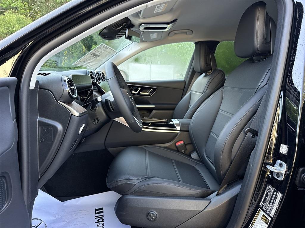 new 2025 Mercedes-Benz GLC 350e car, priced at $63,650