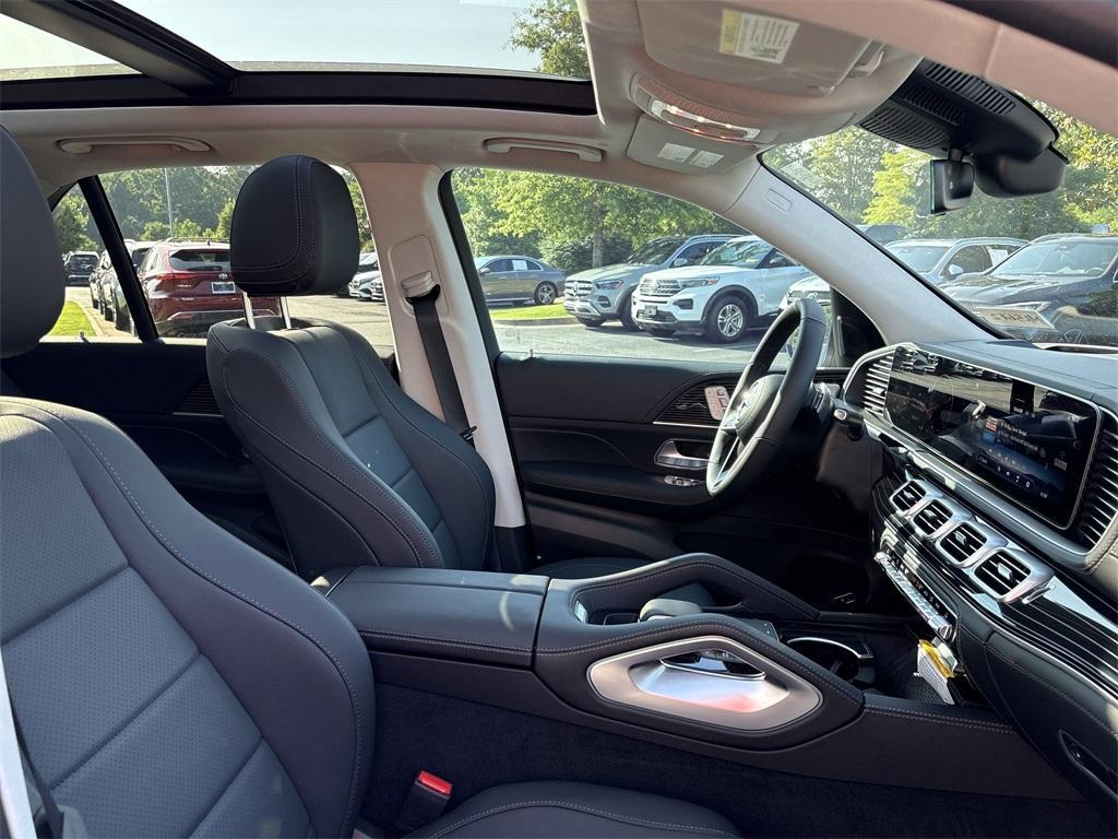 new 2025 Mercedes-Benz GLE 350 car, priced at $72,795