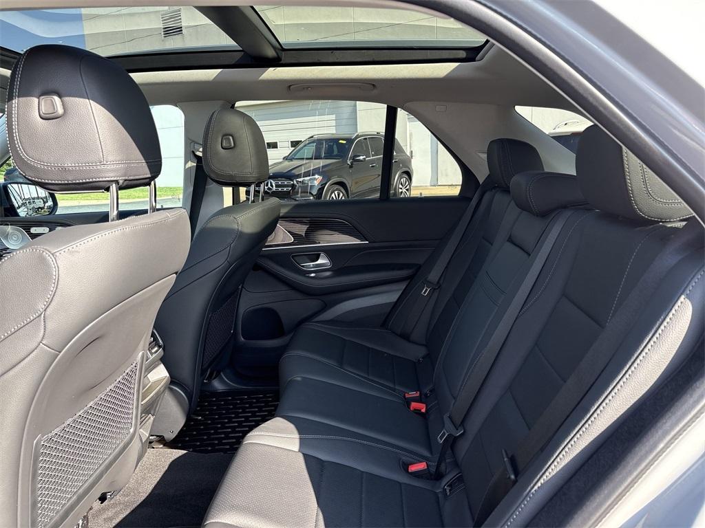 new 2025 Mercedes-Benz GLE 350 car, priced at $72,795