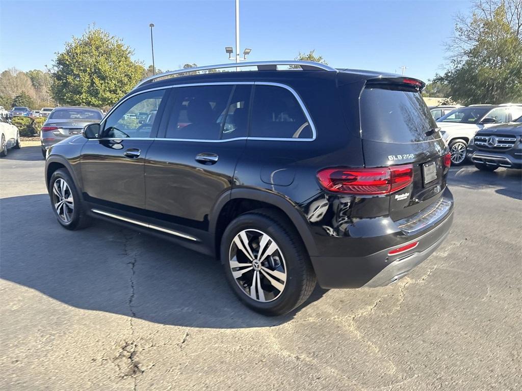 new 2025 Mercedes-Benz GLB 250 car, priced at $47,145