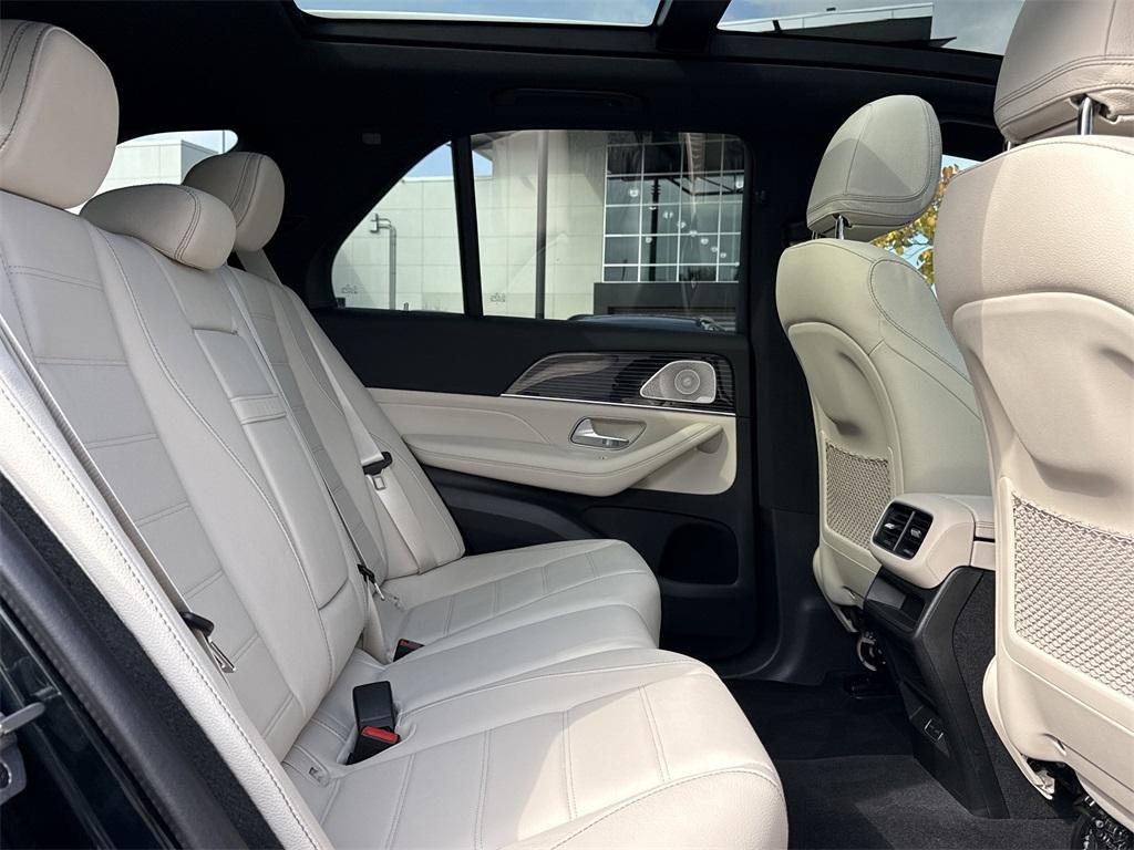 used 2025 Mercedes-Benz GLE 350 car, priced at $67,100