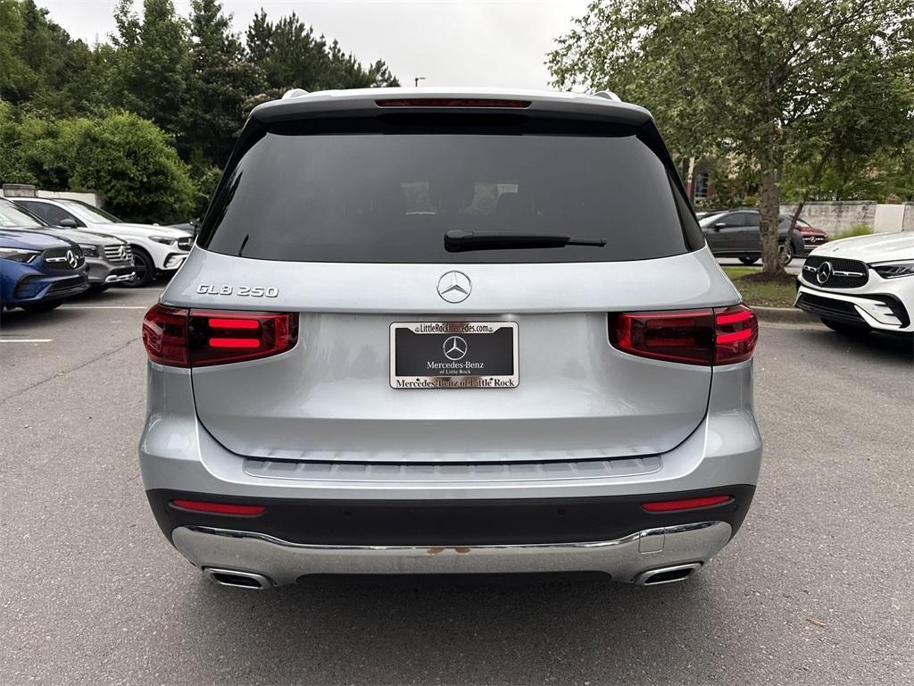 new 2025 Mercedes-Benz GLB 250 car, priced at $48,335