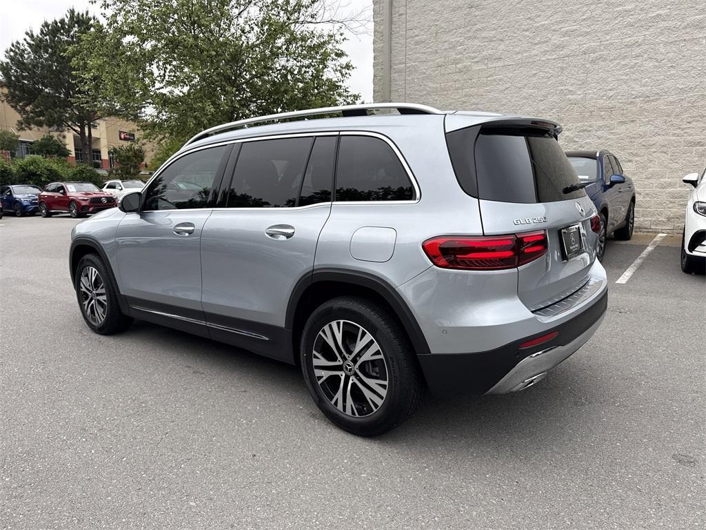new 2025 Mercedes-Benz GLB 250 car, priced at $48,335