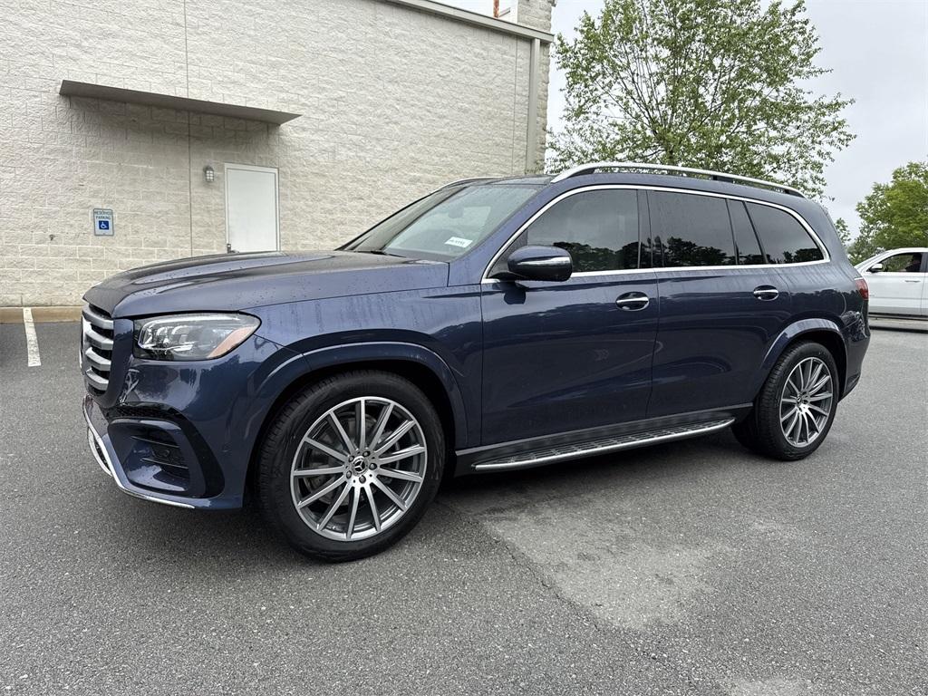 new 2025 Mercedes-Benz GLS 580 car, priced at $119,995