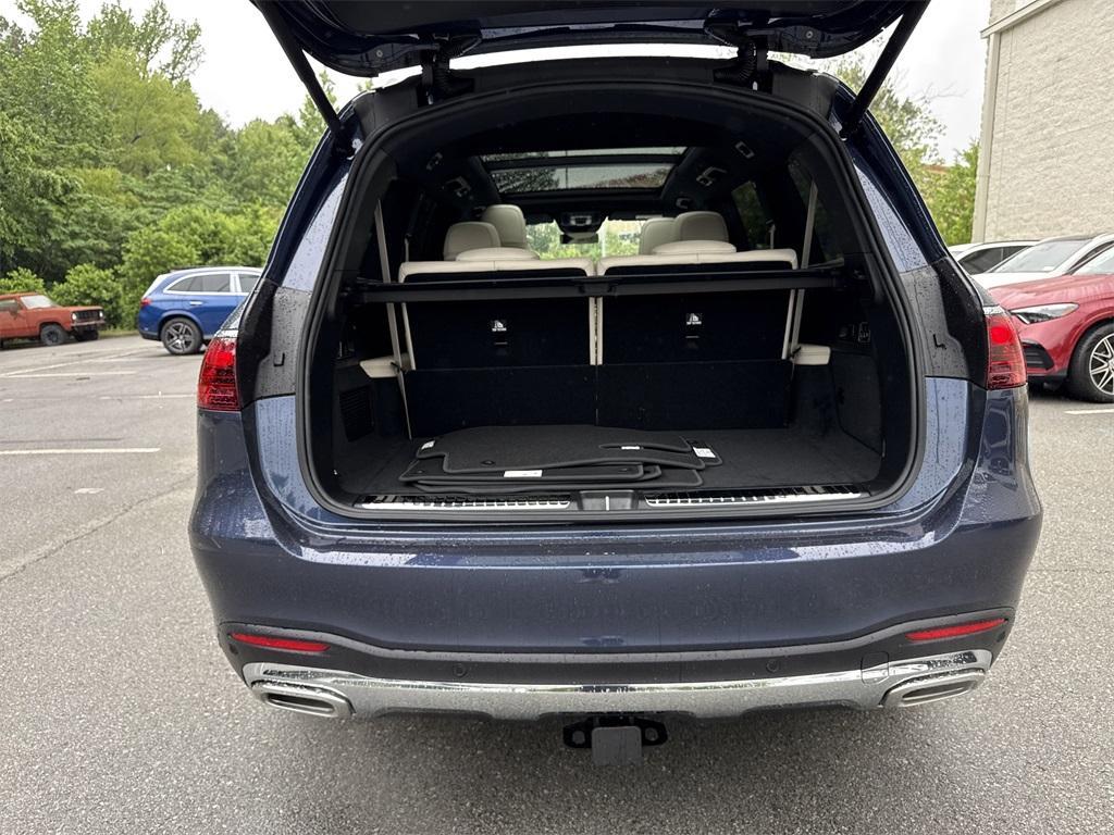 new 2025 Mercedes-Benz GLS 580 car, priced at $119,995