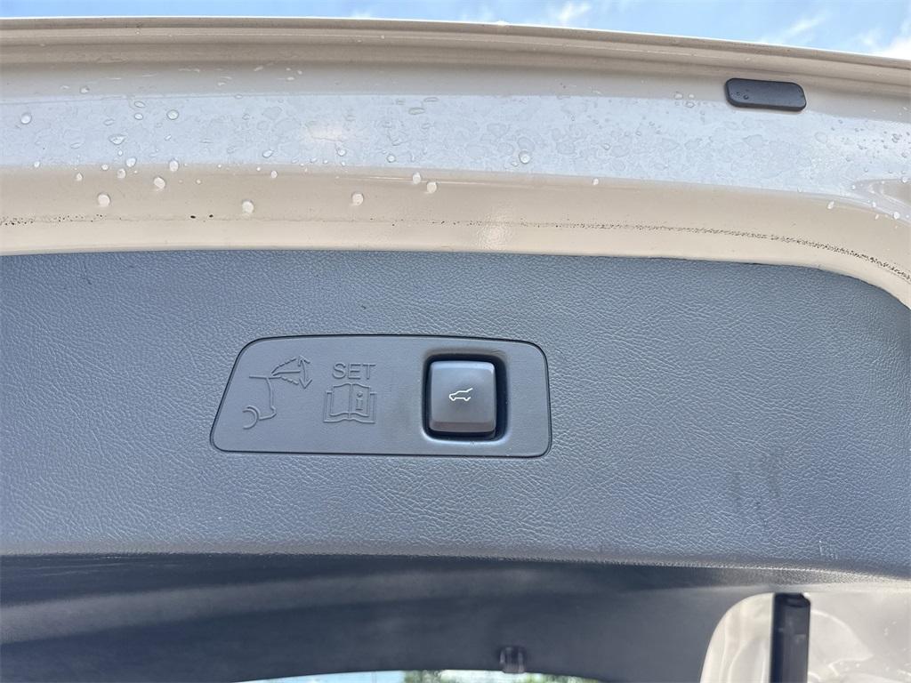 used 2022 Lincoln Corsair car, priced at $20,900