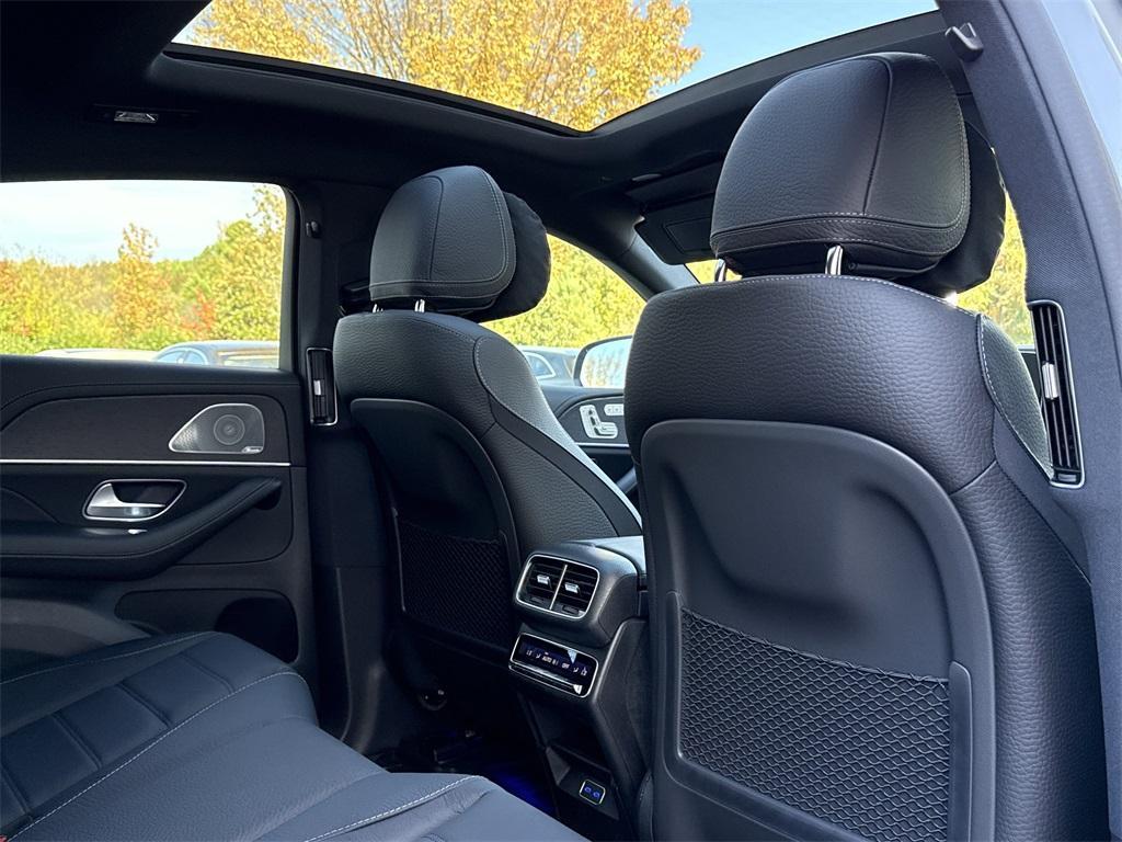 new 2026 Mercedes-Benz GLE 450 car, priced at $94,620