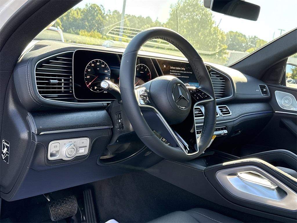 new 2026 Mercedes-Benz GLE 450 car, priced at $89,225