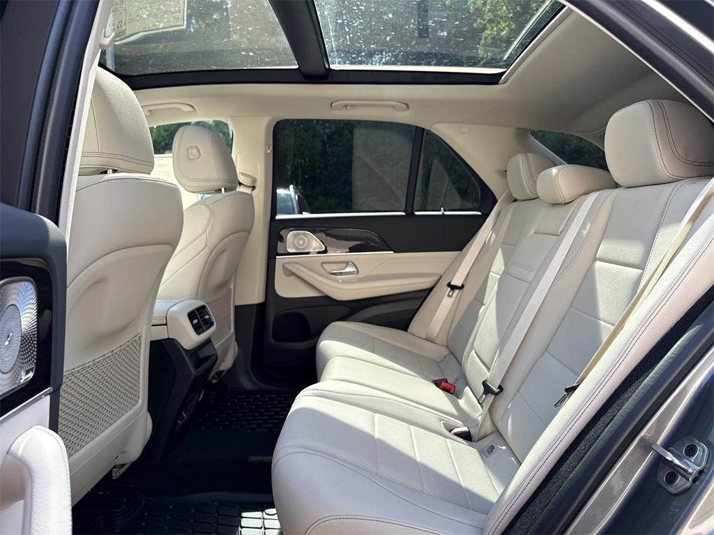 new 2025 Mercedes-Benz GLE 350 car, priced at $71,725