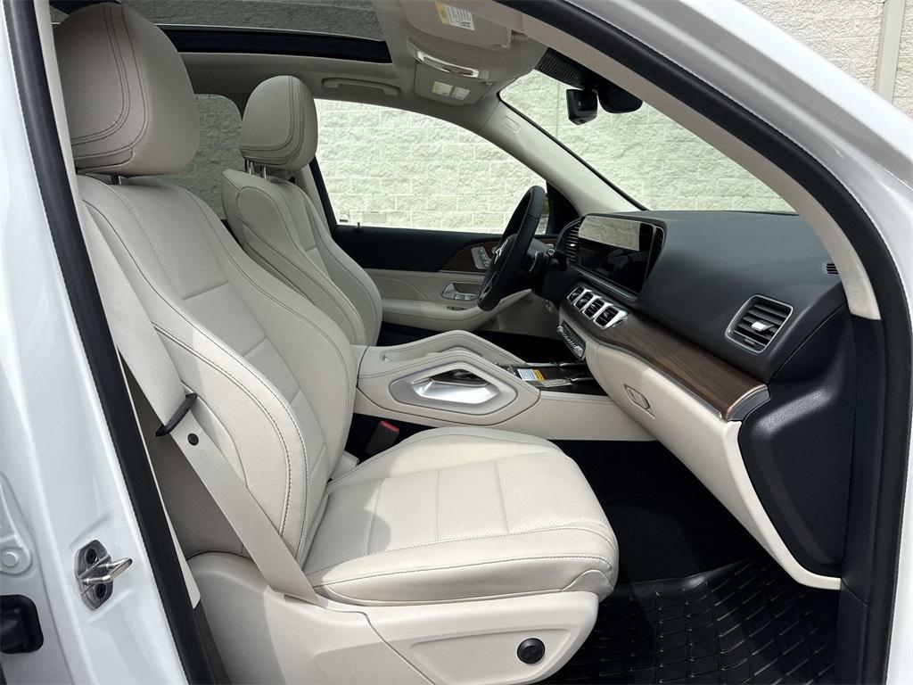 new 2025 Mercedes-Benz GLE 350 car, priced at $72,045
