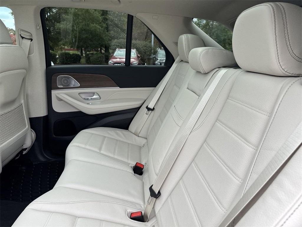 new 2025 Mercedes-Benz GLE 350 car, priced at $74,585