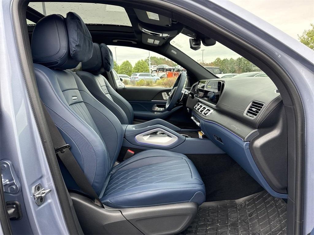 new 2025 Mercedes-Benz AMG GLE 63 car, priced at $155,975