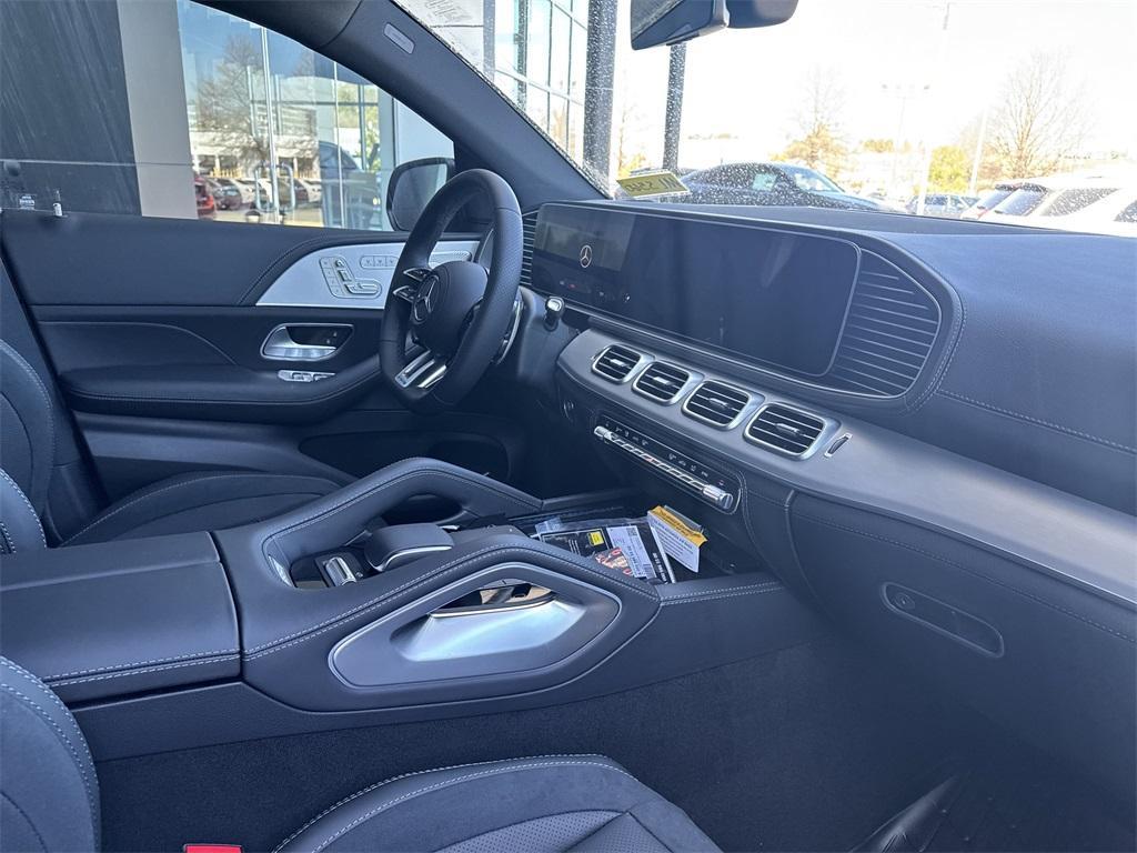 new 2025 Mercedes-Benz AMG GLE 53 car, priced at $97,585