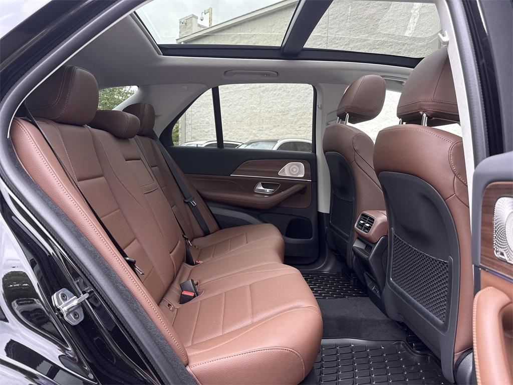 new 2025 Mercedes-Benz GLE 350 car, priced at $75,130