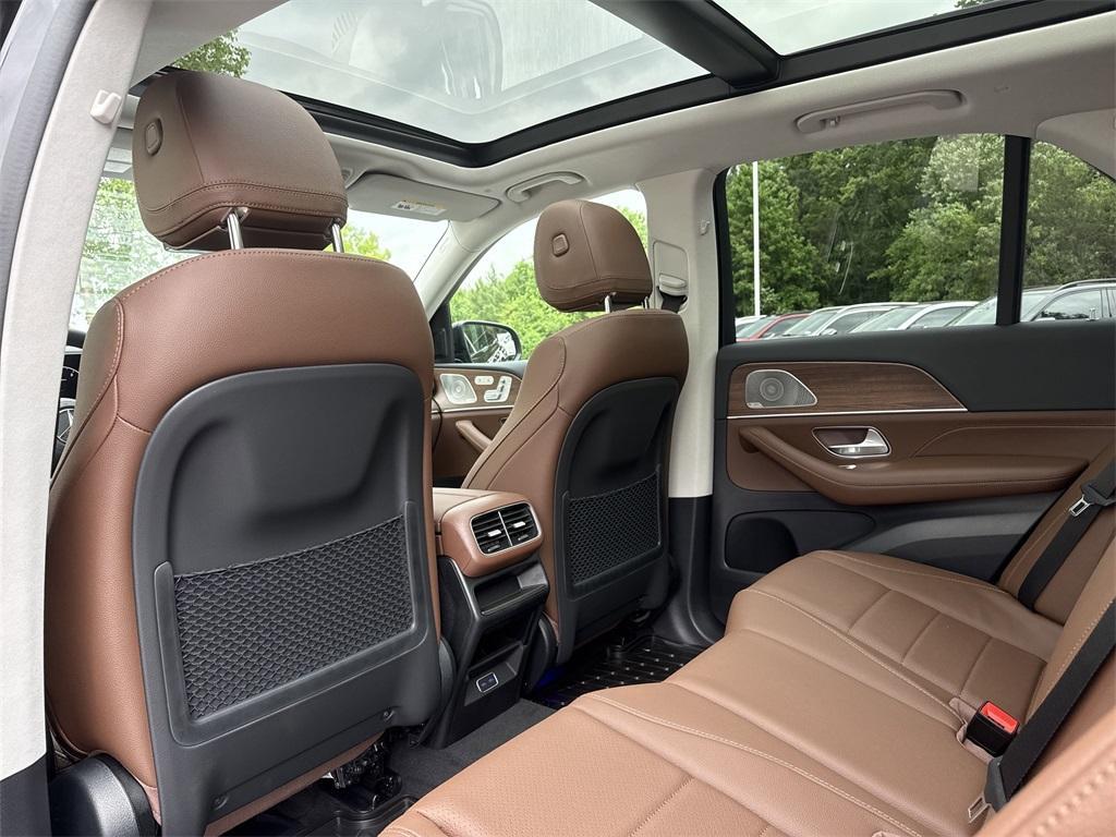 new 2025 Mercedes-Benz GLE 350 car, priced at $75,130