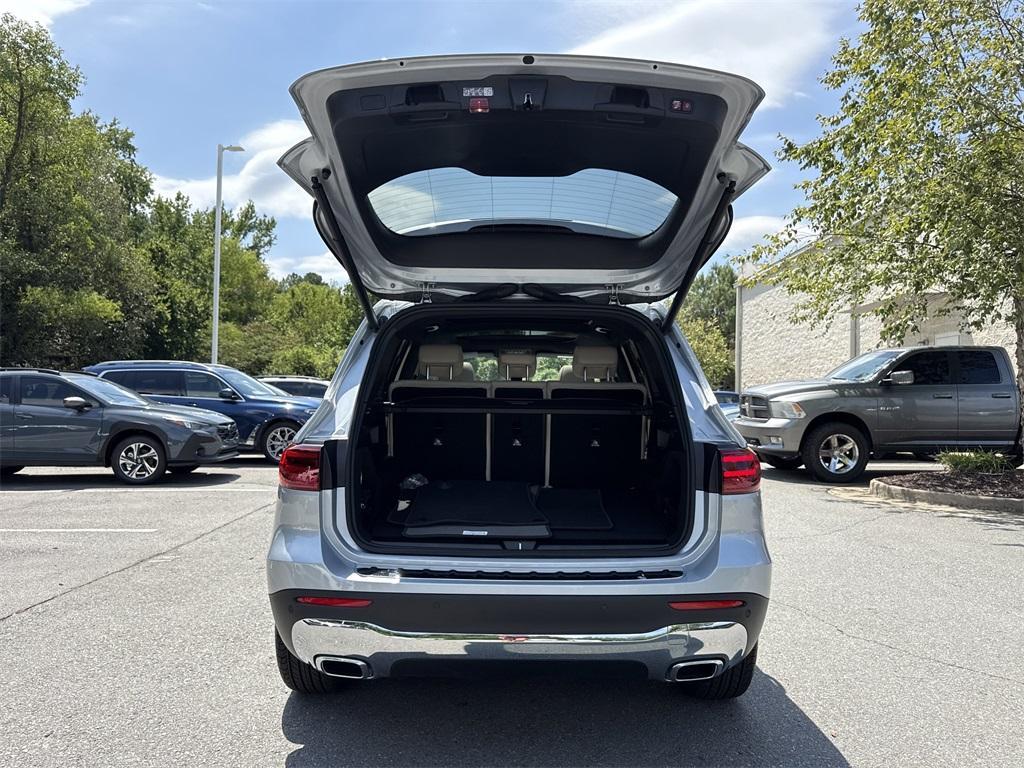 new 2026 Mercedes-Benz GLB 250 car, priced at $52,565