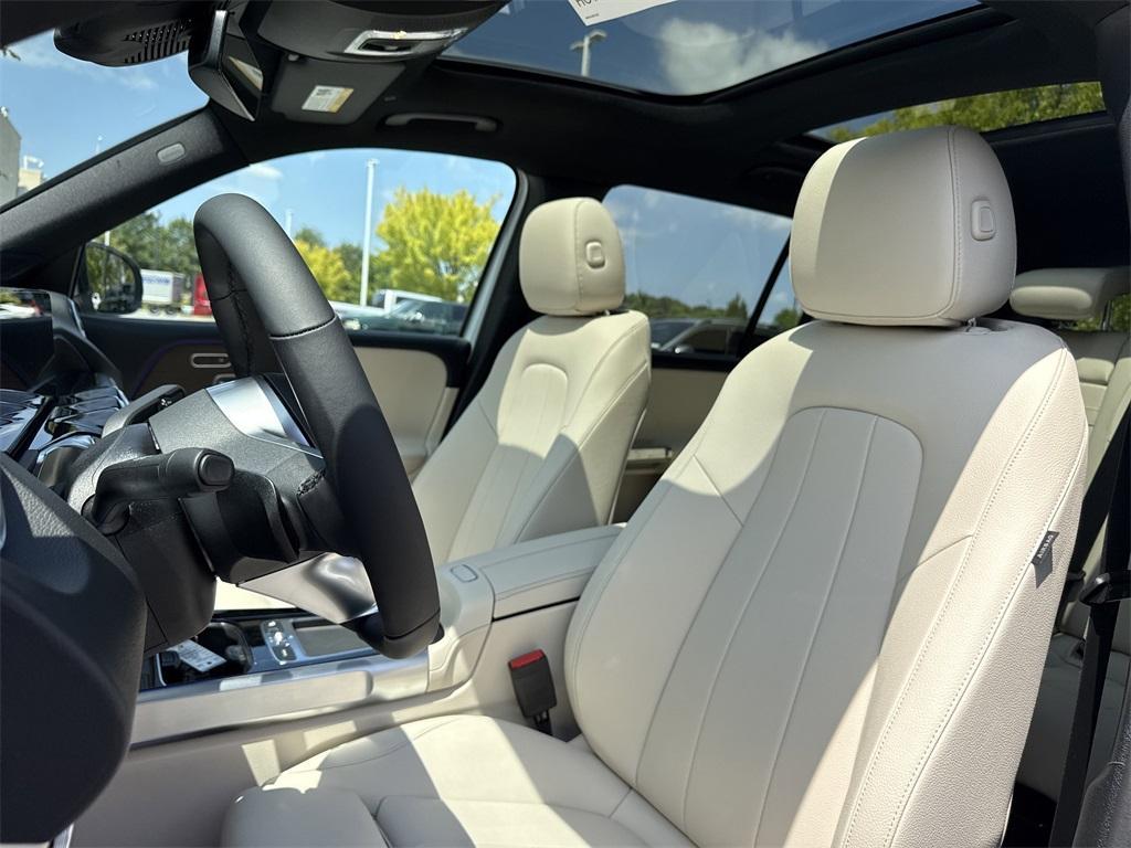 new 2026 Mercedes-Benz GLB 250 car, priced at $52,565