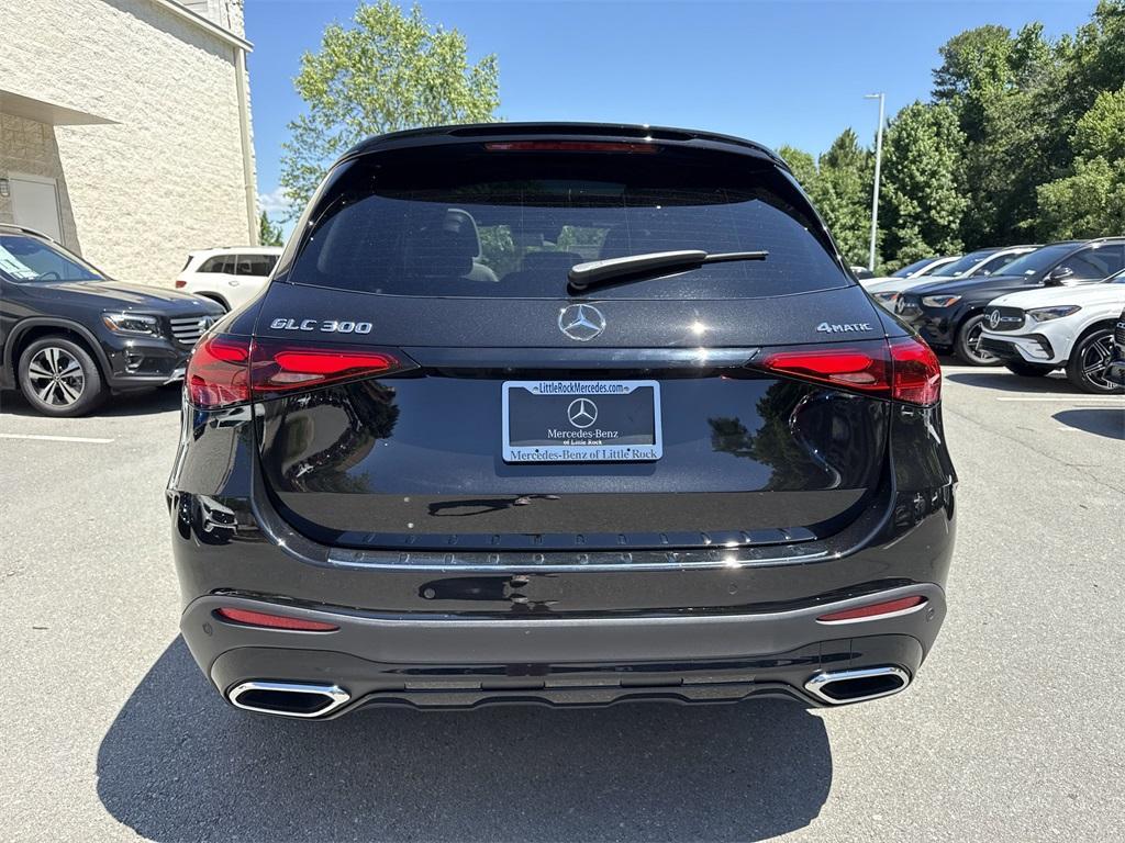 new 2025 Mercedes-Benz GLC 300 car, priced at $67,575