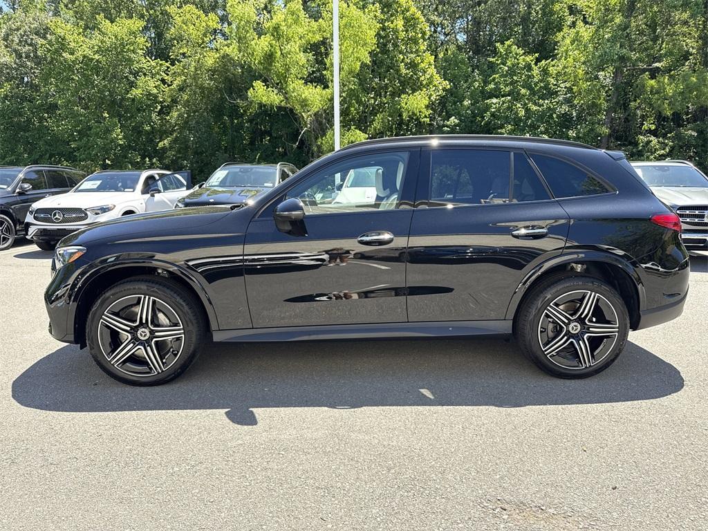 new 2025 Mercedes-Benz GLC 300 car, priced at $67,575