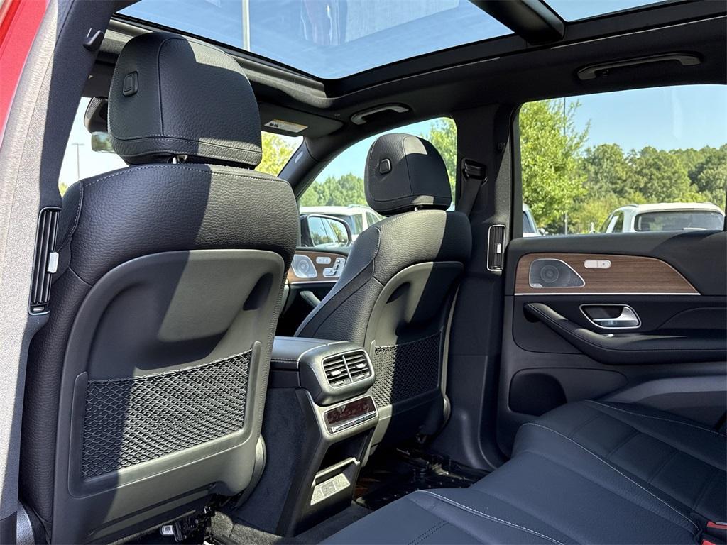 used 2025 Mercedes-Benz GLE 450 car, priced at $74,538