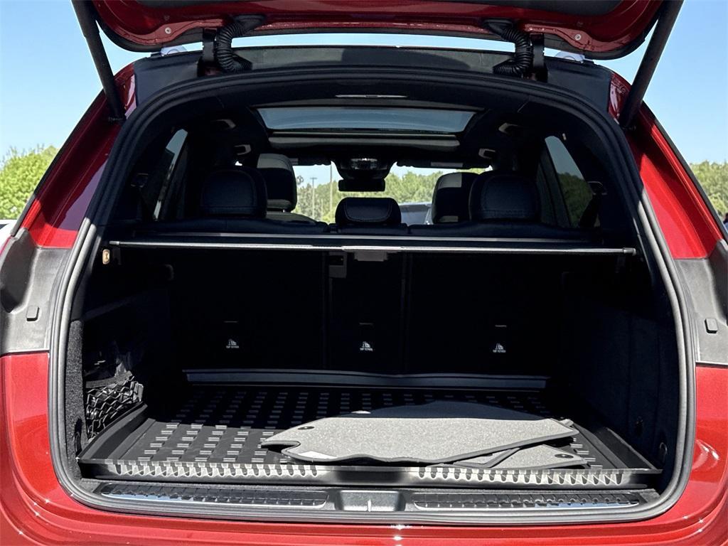 used 2025 Mercedes-Benz GLE 450 car, priced at $74,538