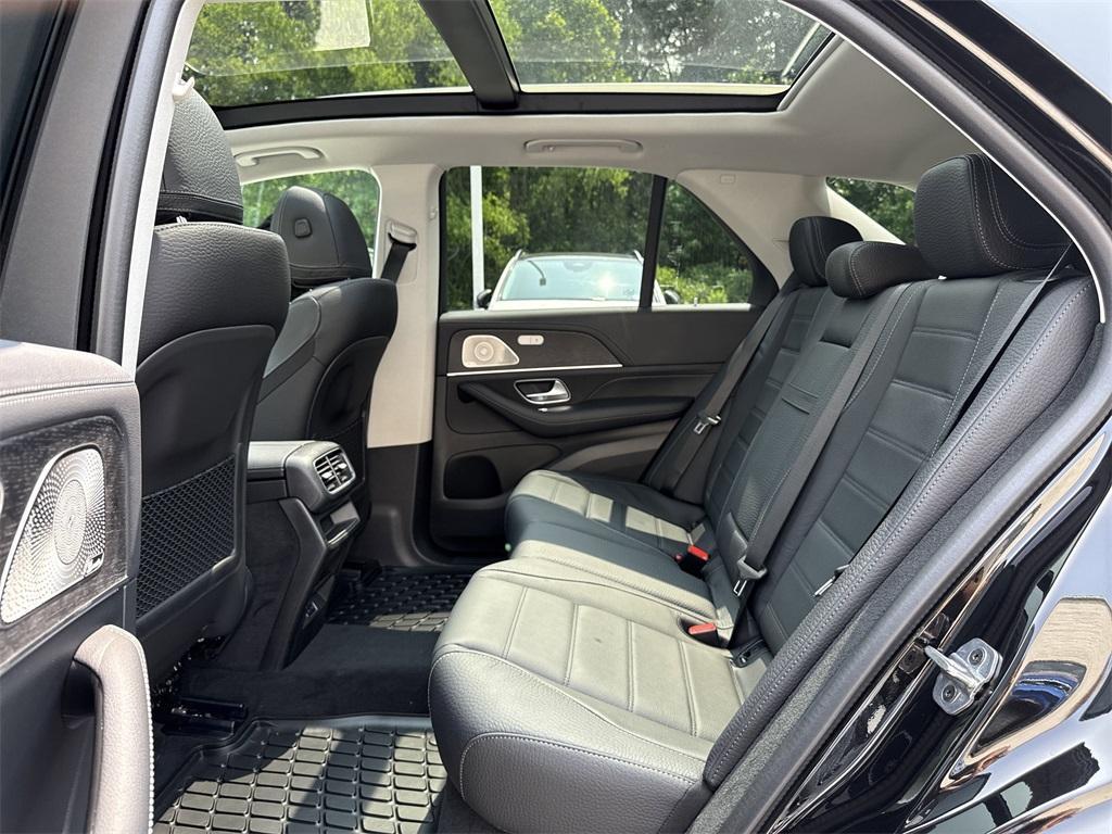 new 2025 Mercedes-Benz GLE 350 car, priced at $77,545