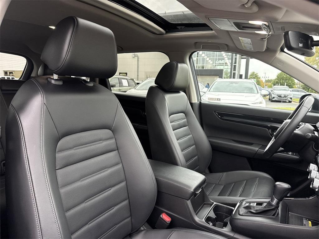 used 2023 Honda CR-V car, priced at $30,700