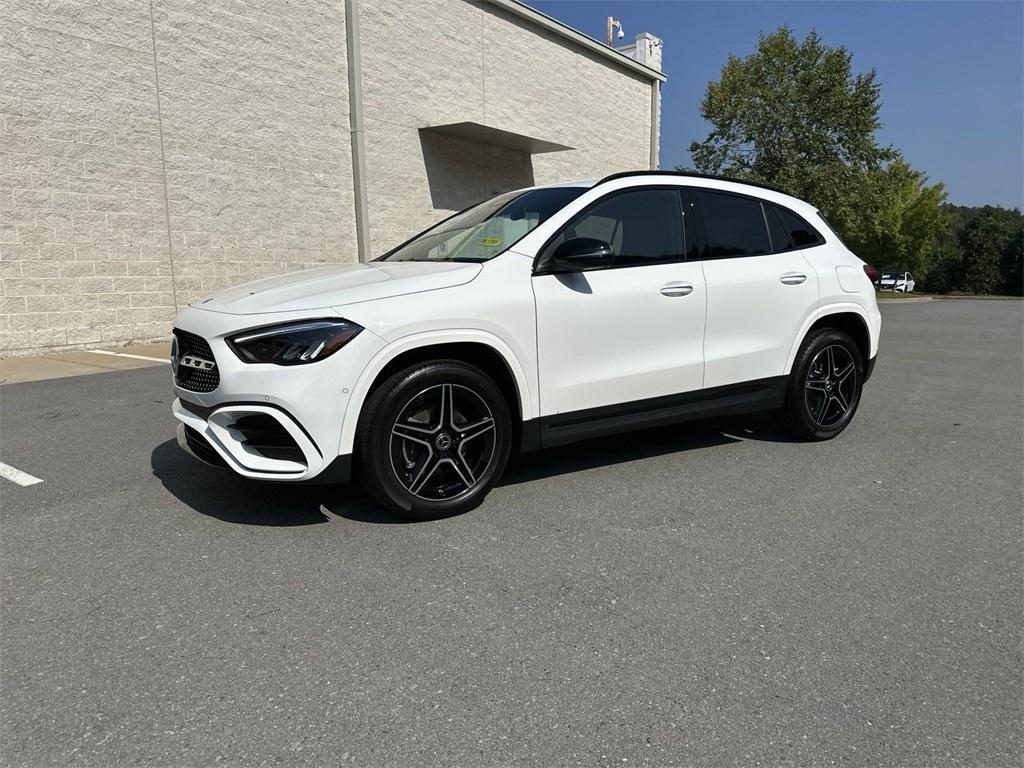new 2025 Mercedes-Benz GLA 250 car, priced at $49,145
