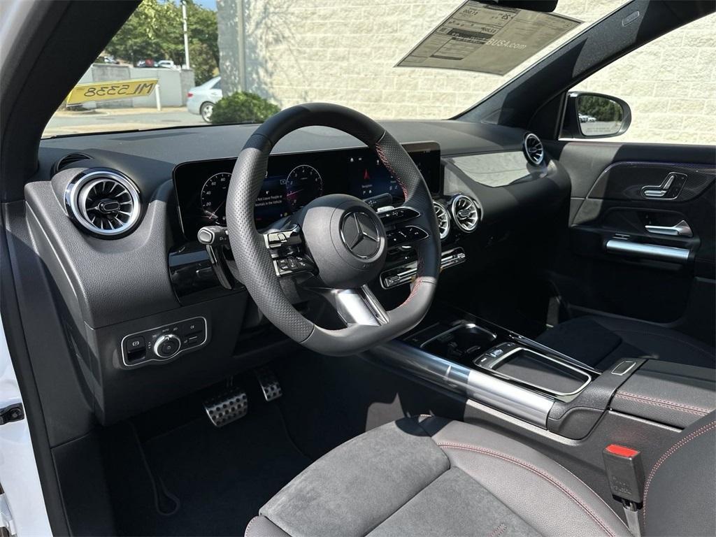 new 2025 Mercedes-Benz GLA 250 car, priced at $49,145