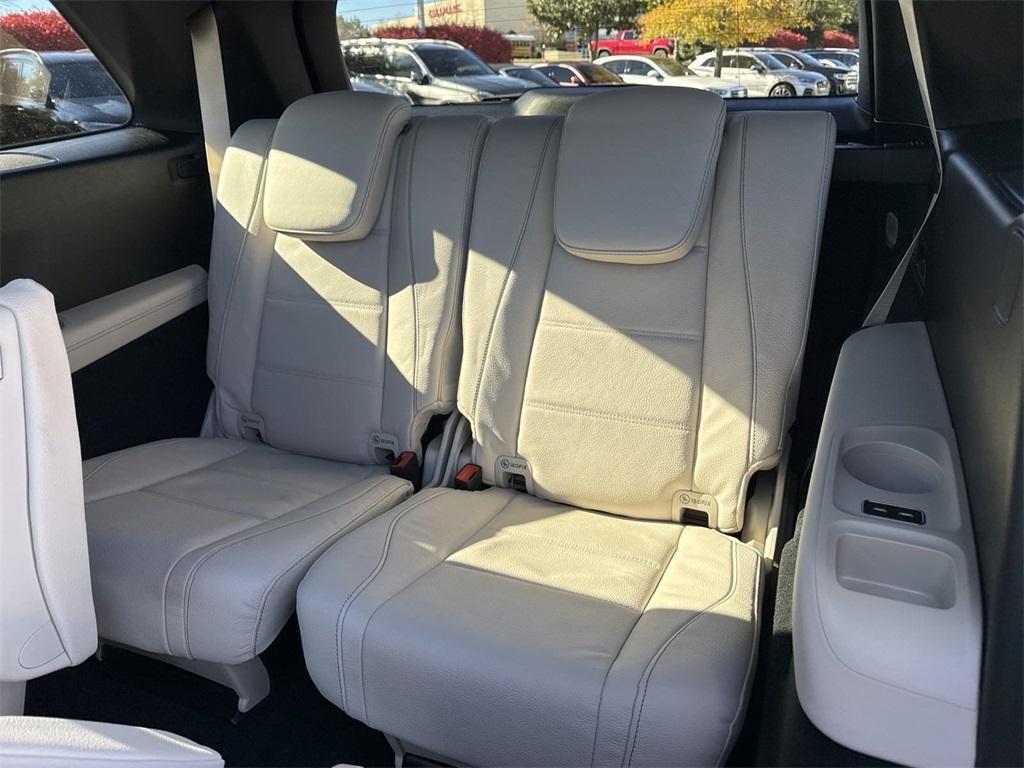 new 2025 Mercedes-Benz GLS 450 car, priced at $99,055