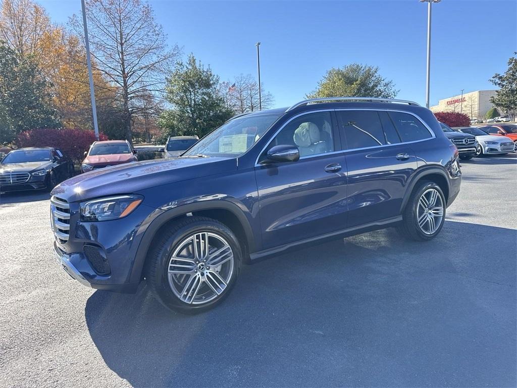 new 2025 Mercedes-Benz GLS 450 car, priced at $99,055