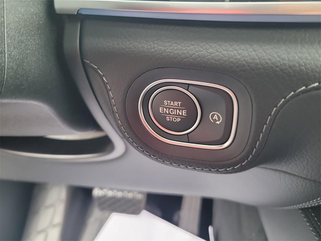 new 2025 Mercedes-Benz GLE 350 car, priced at $80,175