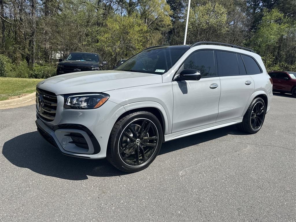 new 2025 Mercedes-Benz GLS 450 car, priced at $106,475