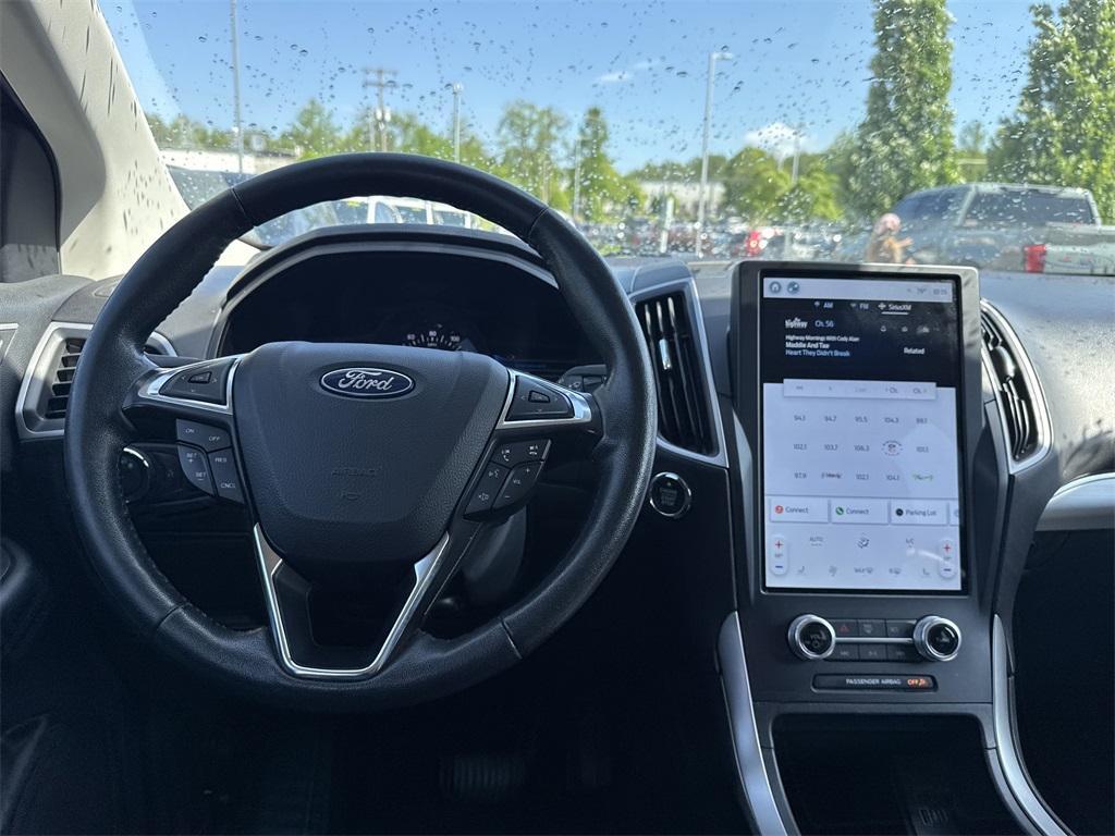 used 2022 Ford Edge car, priced at $19,000